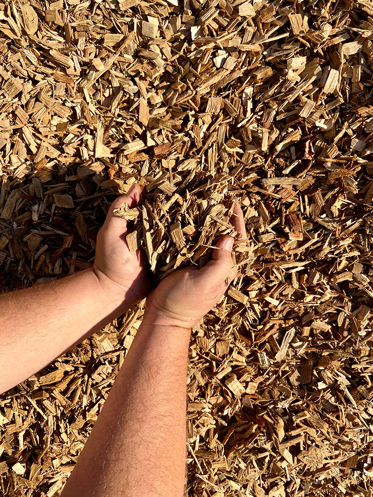 Clean Wood Chips — Weaver Mulch